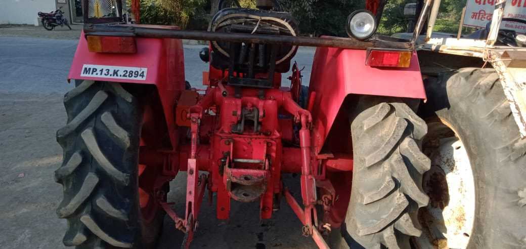 Mahindra B275 DI (3)