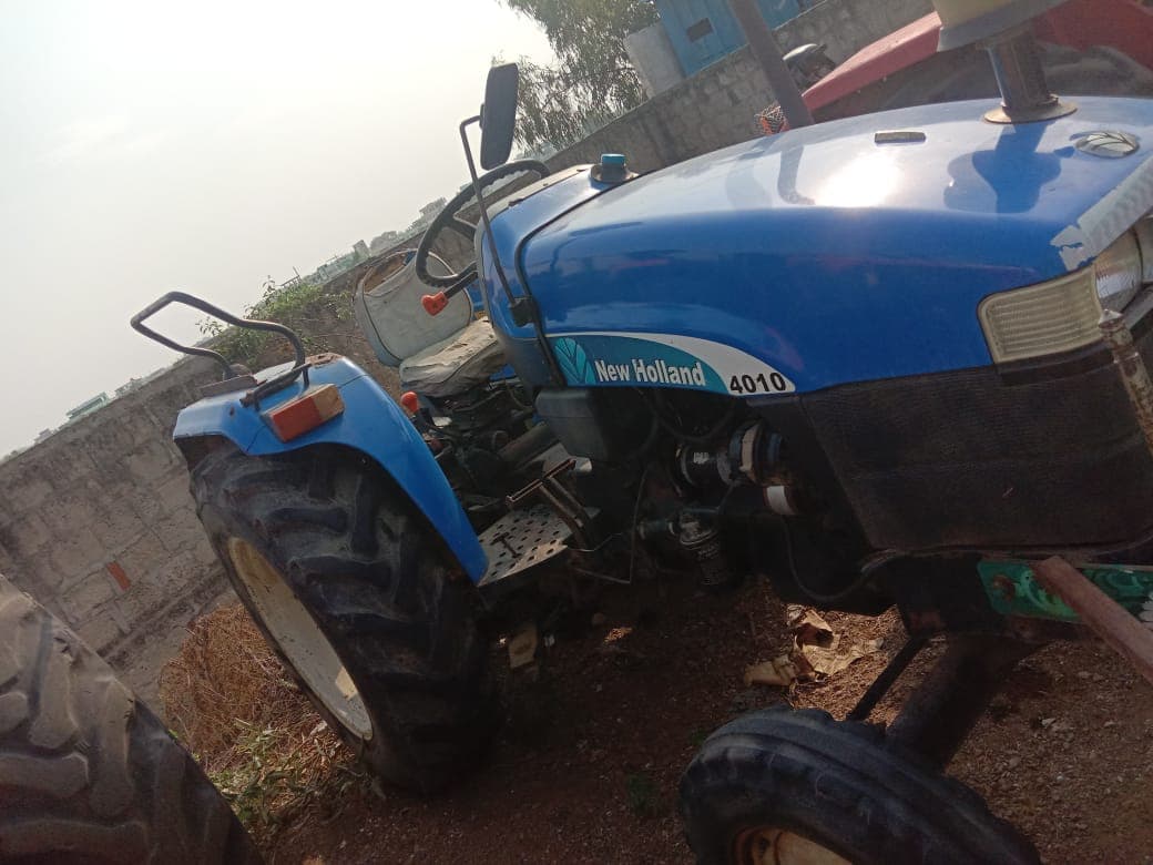 New holland 4010 (4)