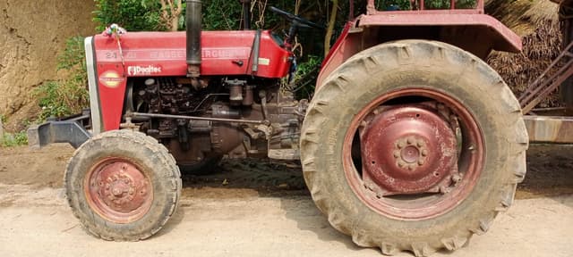 Massey ferguson 241 DI Maha Shakti (2)