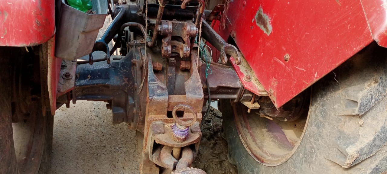 Massey ferguson 241 DI Maha Shakti (3)