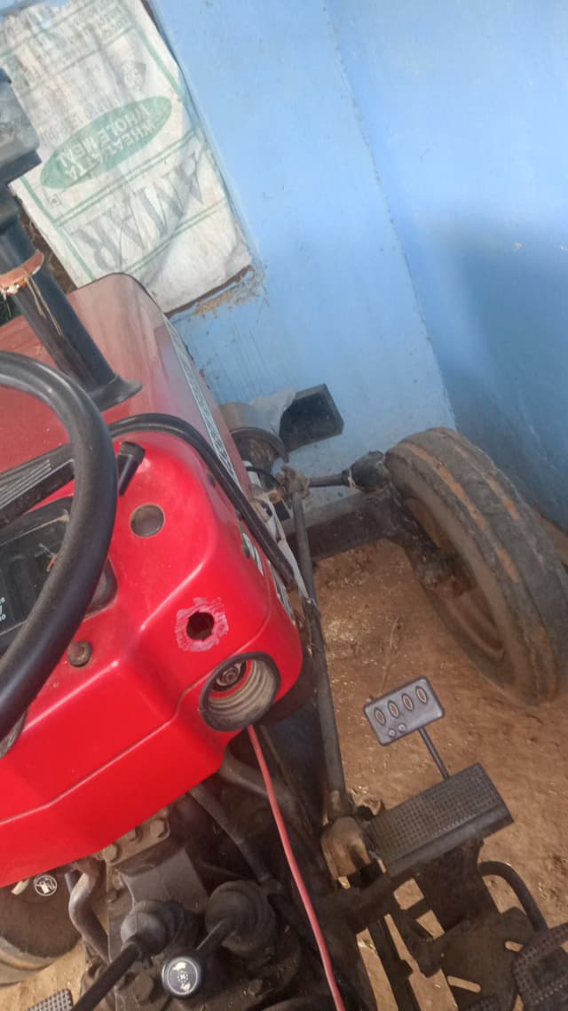 Massey ferguson 241 DI Maha Shakti (4)