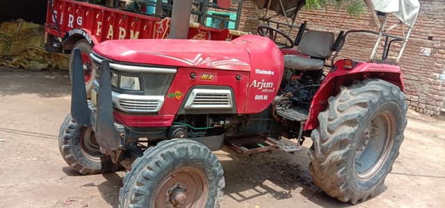 Mahindra Arjun 605 DI ULTRA 1 (2)