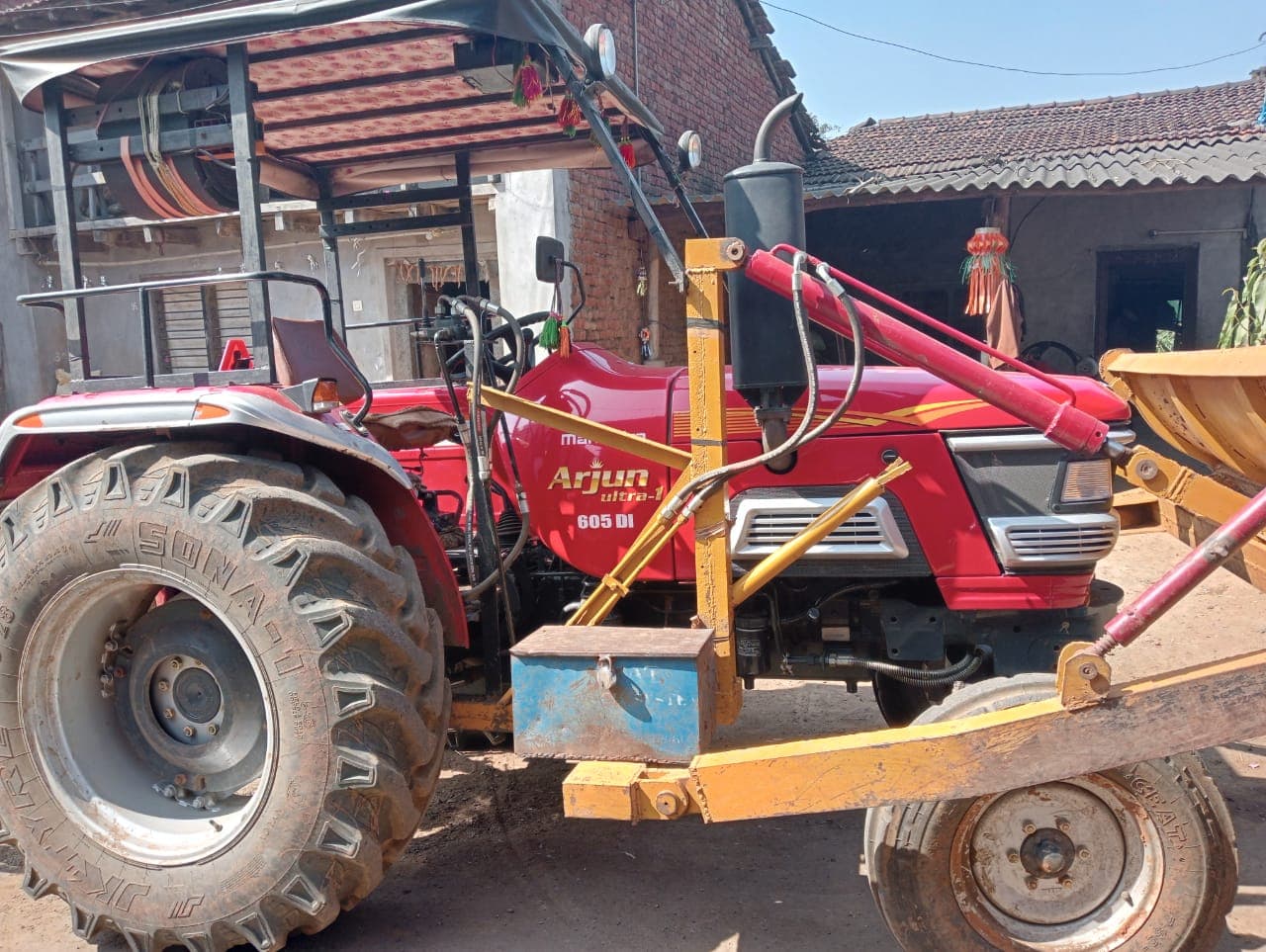 Mahindra Arjun 605 DI ULTRA 1 (2)