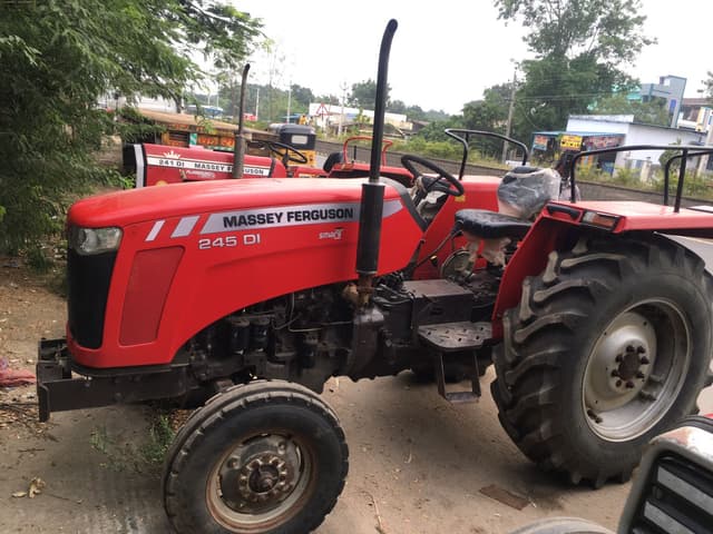 Massey ferguson MF 245 SMART 4WD (2)