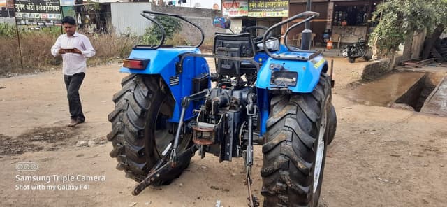 Sonalika DI 42RX (3)