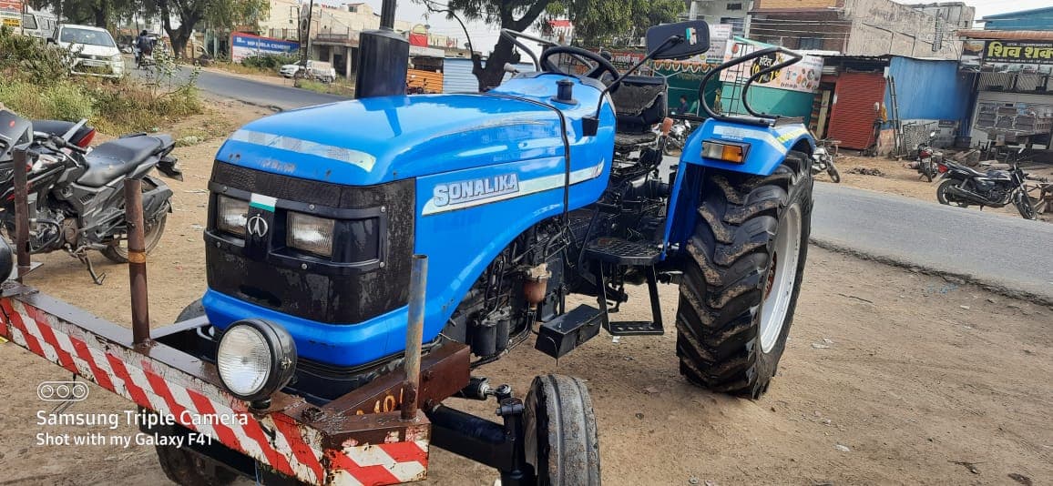 Sonalika DI 42RX (4)