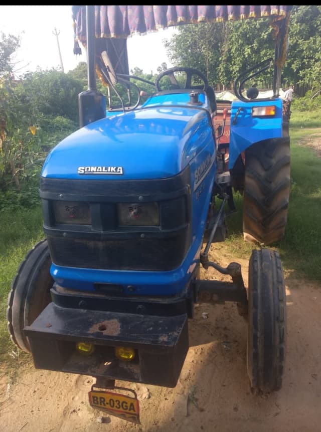 Sonalika DI 47 RX (4)