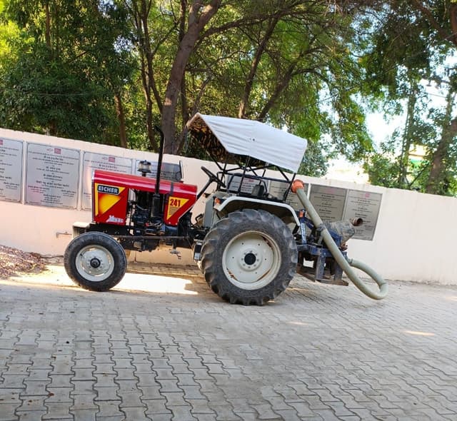 Eicher 241 XTRAC (3) Eicher 241 XTRAC (3)