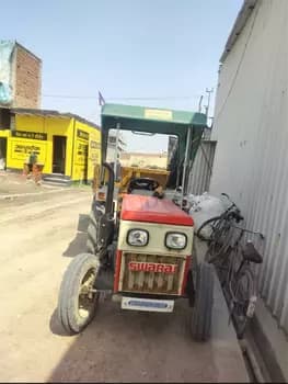 Swaraj 724 XM image 1 Swaraj 724 XM image 1