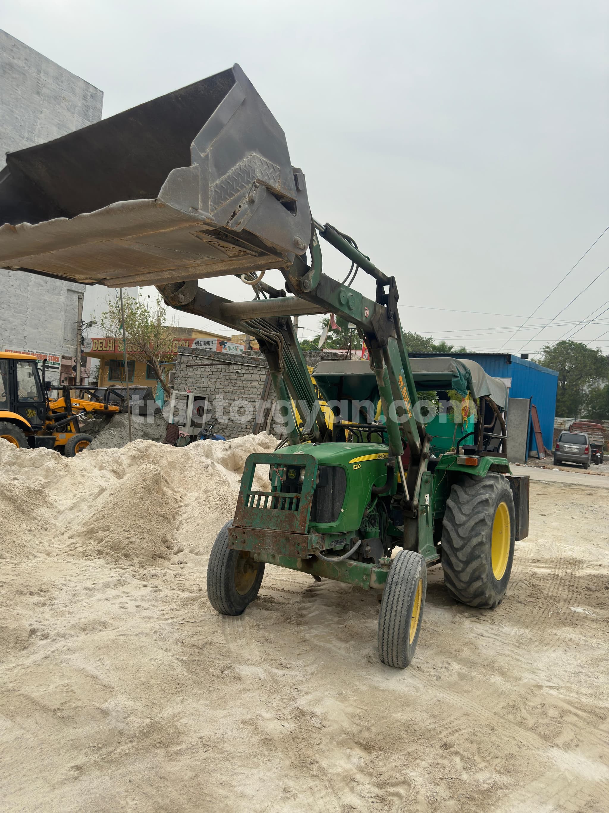 John deere 5210 2WD (3) John deere 5210 2WD (3)