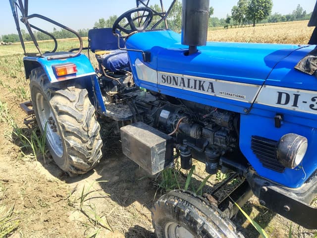 Sonalika DI 35 (39HP) (1) Sonalika DI 35 (39HP) (1)