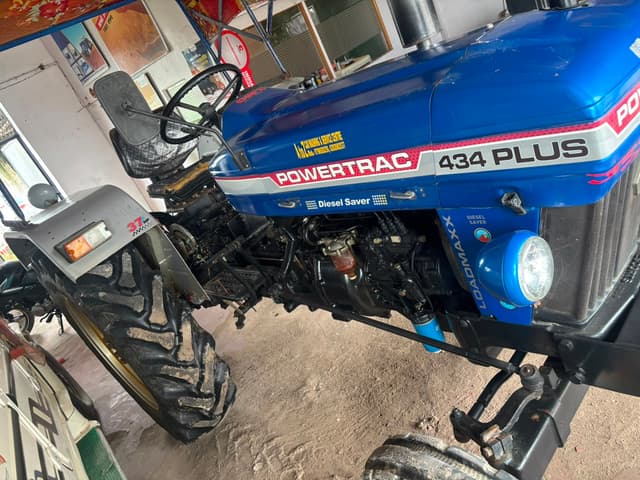 Powertrac 434 DS Plus (37 HP CatHP) (4) Powertrac 434 DS Plus (37 HP CatHP) (4)