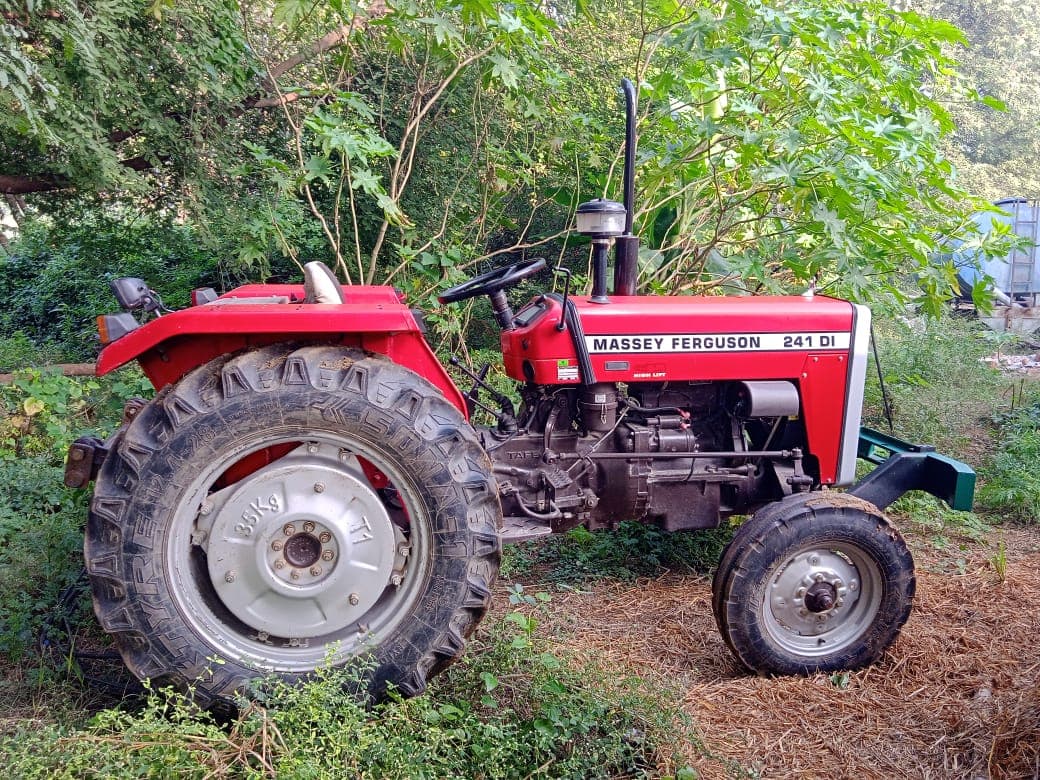 Massey ferguson 241 DI Mahashakti
